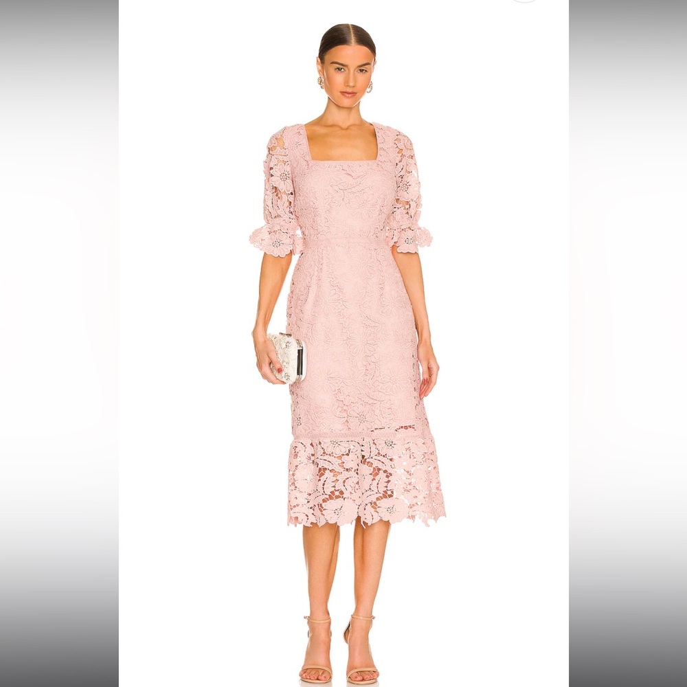 Revolve - Did it My Way Dress in Pale Pink
Steve Madden